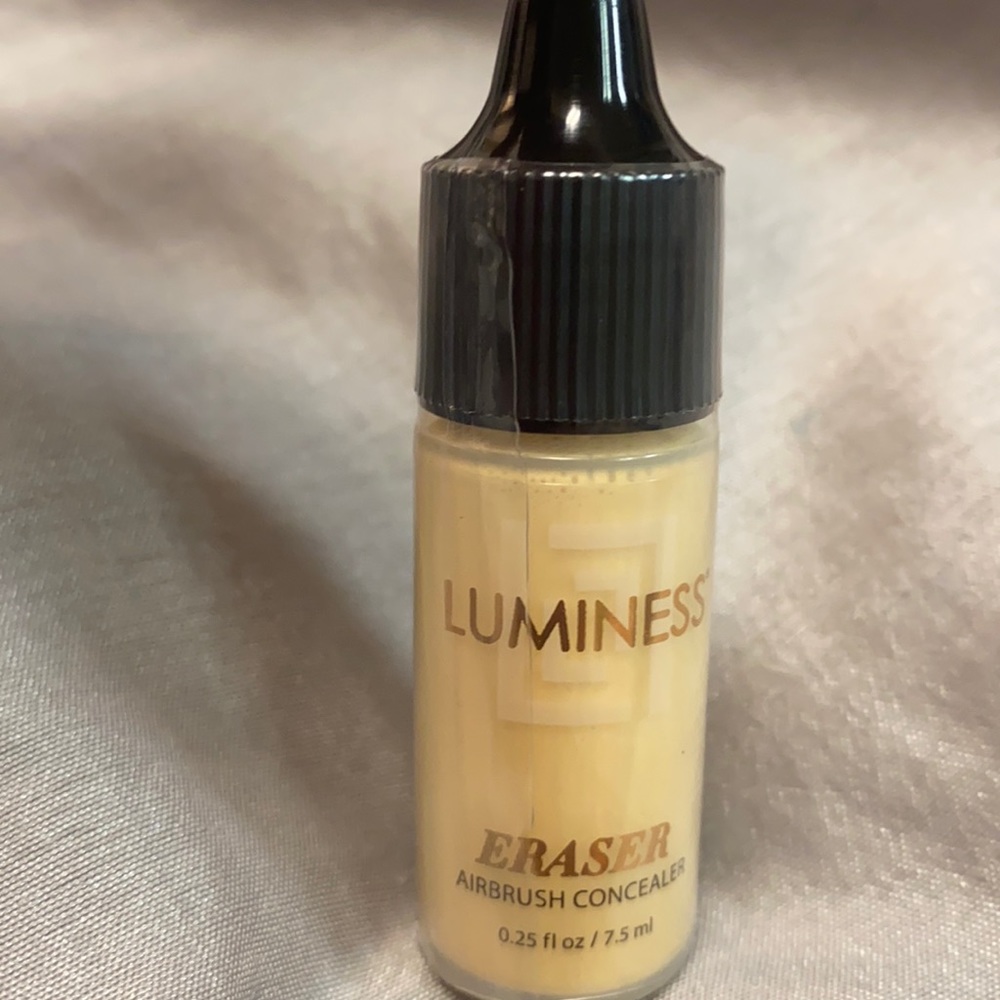Luminess Eraser Airbrush Concealer